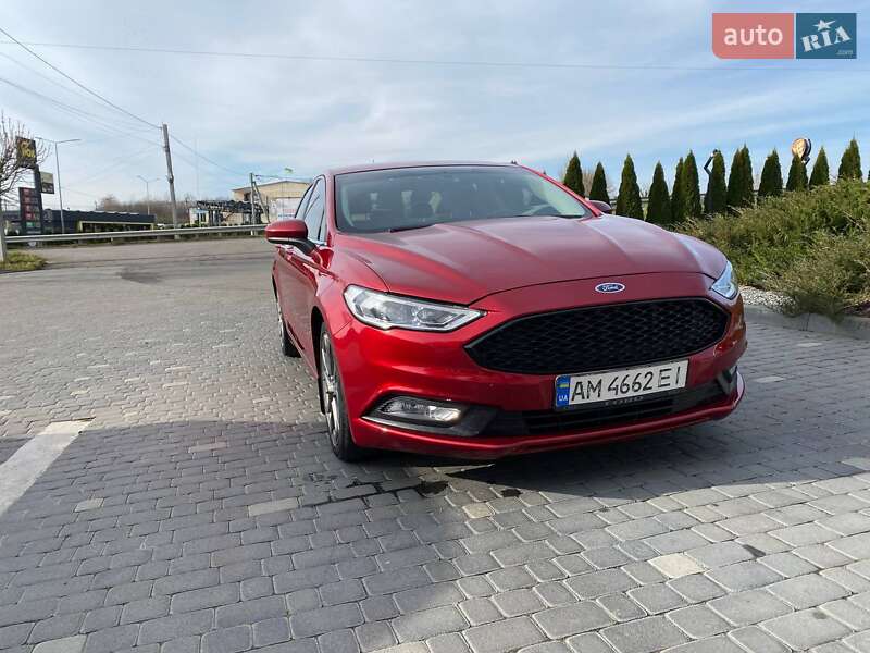 Седан Ford Fusion 2016 в Любаре