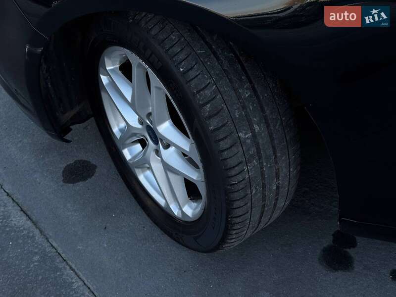 Седан Ford Fusion 2013 в Ровно фото 7 Седан Ford Fusion 2013 в Ровно