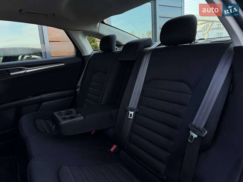 Седан Ford Fusion 2013 в Ровно фото 47 Седан Ford Fusion 2013 в Ровно