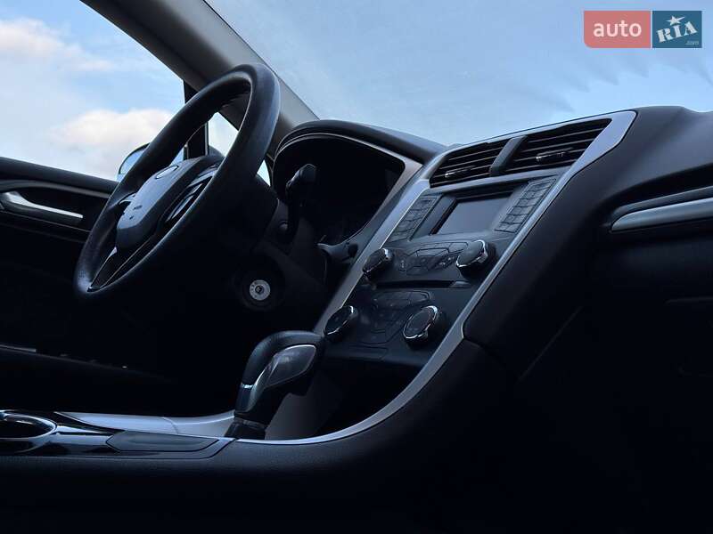 Седан Ford Fusion 2013 в Ровно фото 58 Седан Ford Fusion 2013 в Ровно