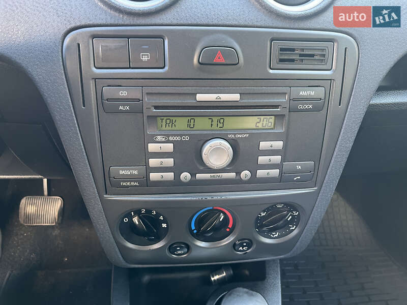 Хэтчбек Ford Fusion 2010 в Николаеве