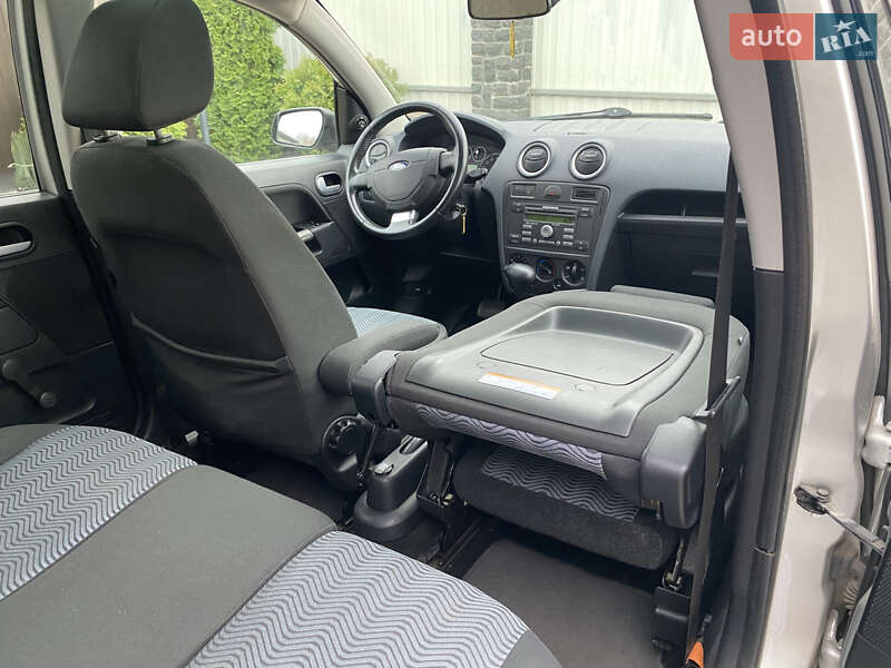 Хетчбек Ford Fusion 2006 в Житомирі