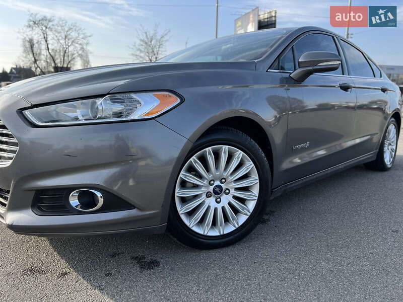 Седан Ford Fusion 2012 в Киеве