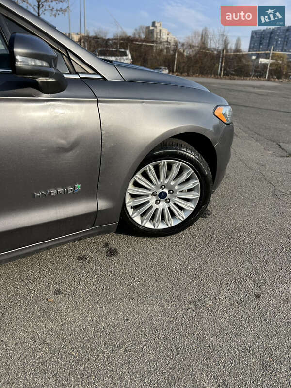 Седан Ford Fusion 2012 в Киеве