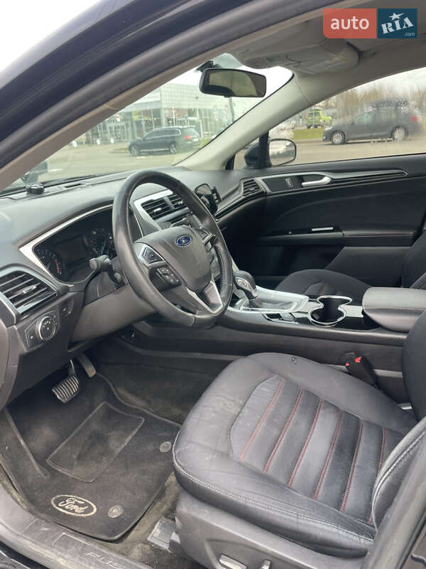 Седан Ford Fusion 2016 в Києві