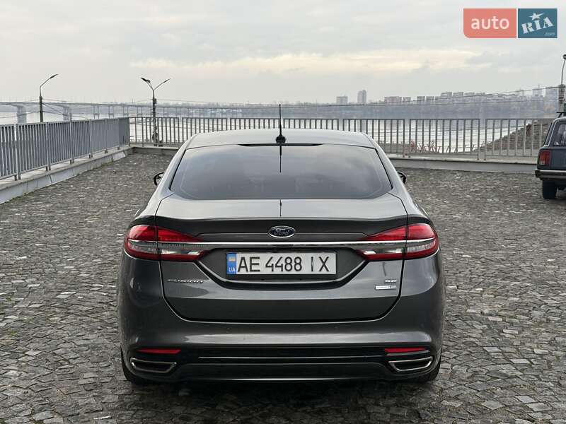 Седан Ford Fusion 2016 в Днепре