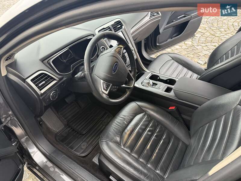 Седан Ford Fusion 2016 в Днепре