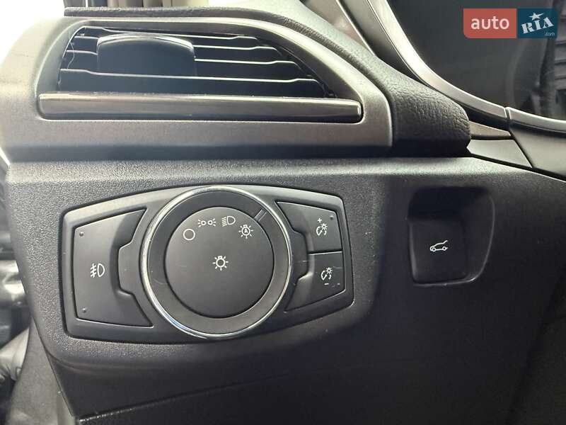 Седан Ford Fusion 2016 в Днепре