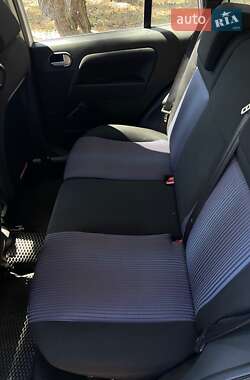 Хэтчбек Ford Fusion 2011 в Полтаве