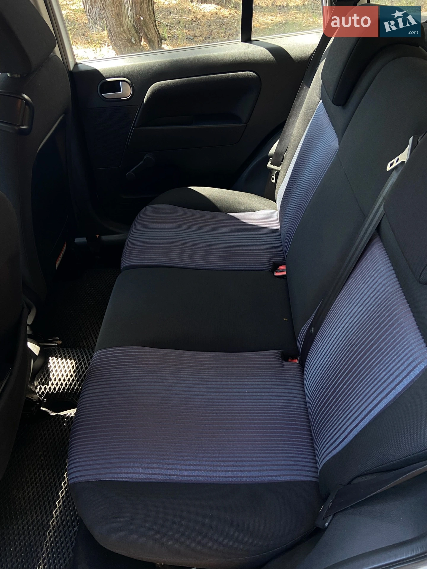2011 Ford Fusion - мініатюра 12