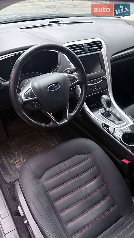 Седан Ford Fusion 2013 в Києві