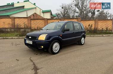 Хетчбек Ford Fusion 2003 в Чернівцях