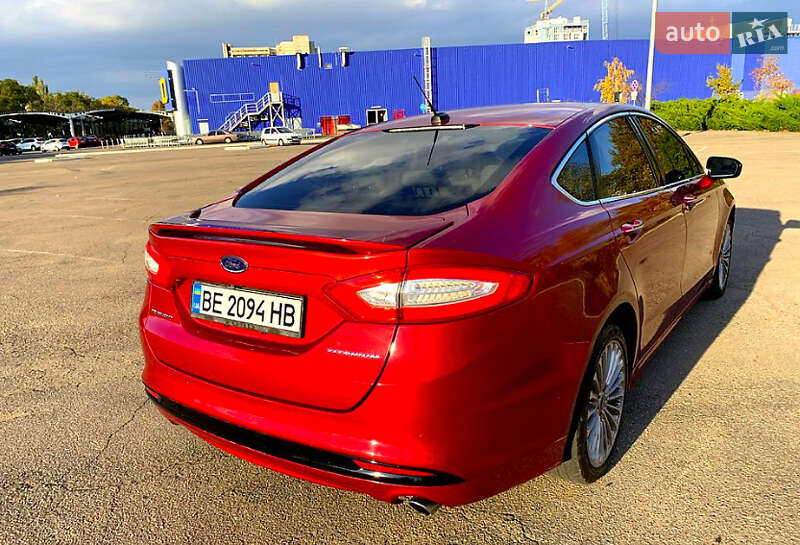 Седан Ford Fusion 2013 в Черкасах