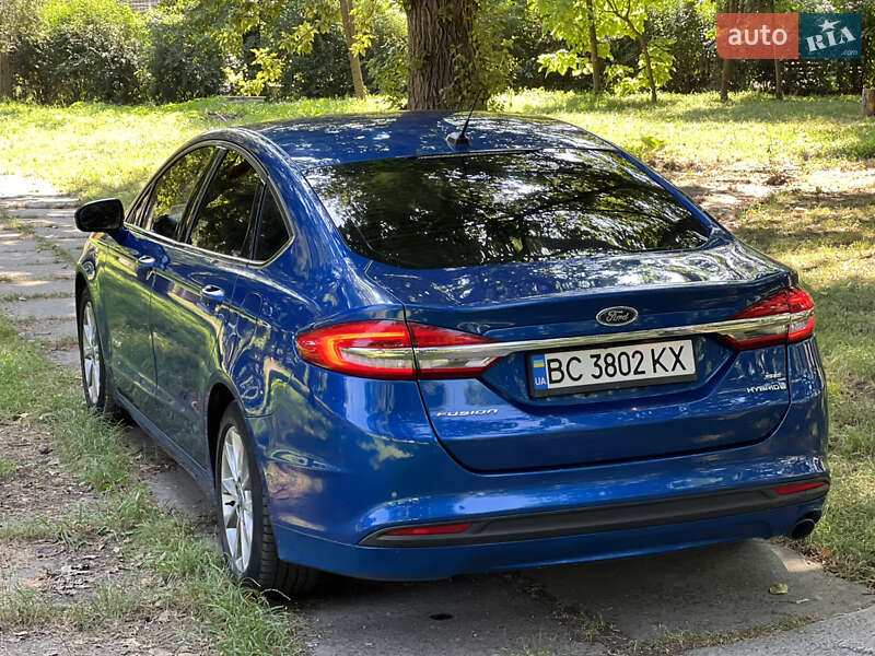 Седан Ford Fusion 2017 в Львові