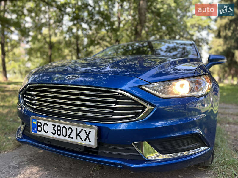 Седан Ford Fusion 2017 в Львові