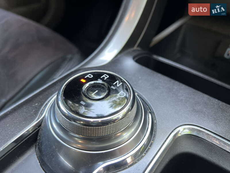 Седан Ford Fusion 2017 в Львові