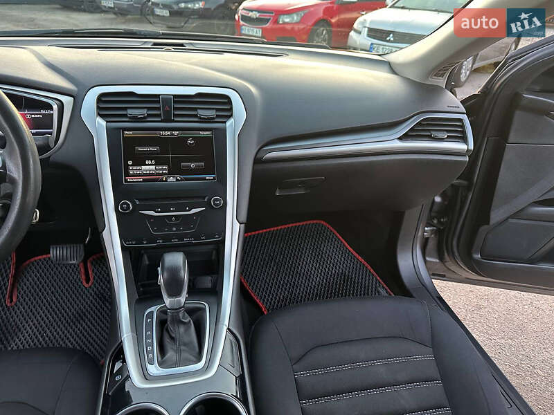 Седан Ford Fusion 2013 в Дніпрі фото 28 Седан Ford Fusion 2013 в Дніпрі