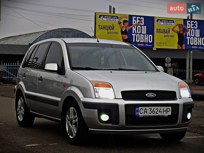 Хетчбек Ford Fusion 2008 в Черкасах фото 2 Хетчбек Ford Fusion 2008 в Черкасах