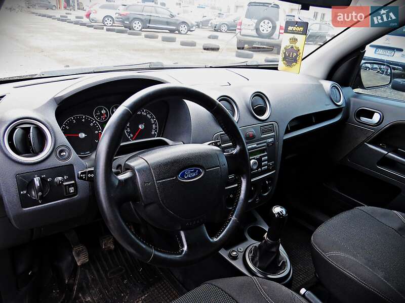 Хетчбек Ford Fusion 2008 в Черкасах фото 6 Хетчбек Ford Fusion 2008 в Черкасах