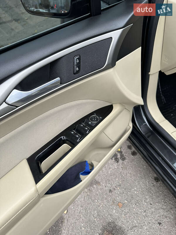 Седан Ford Fusion 2012 в Харькове