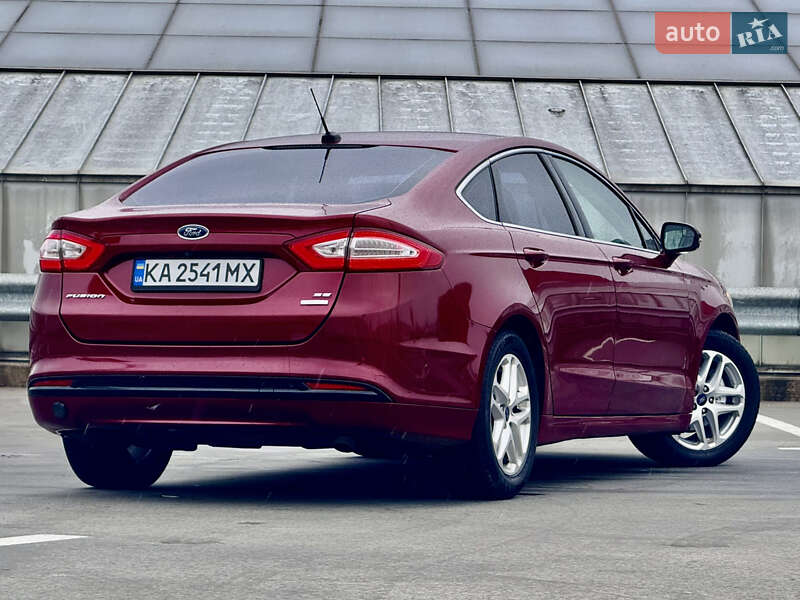 Седан Ford Fusion 2015 в Киеве