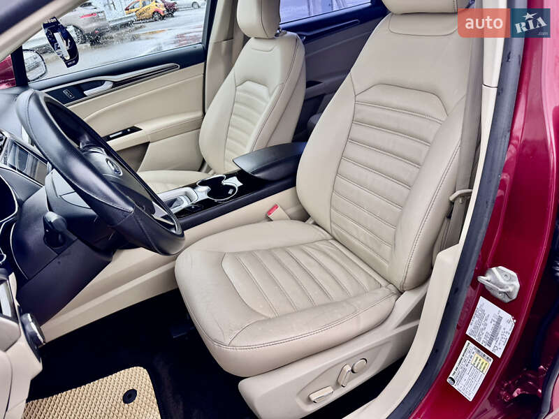 Седан Ford Fusion 2015 в Киеве