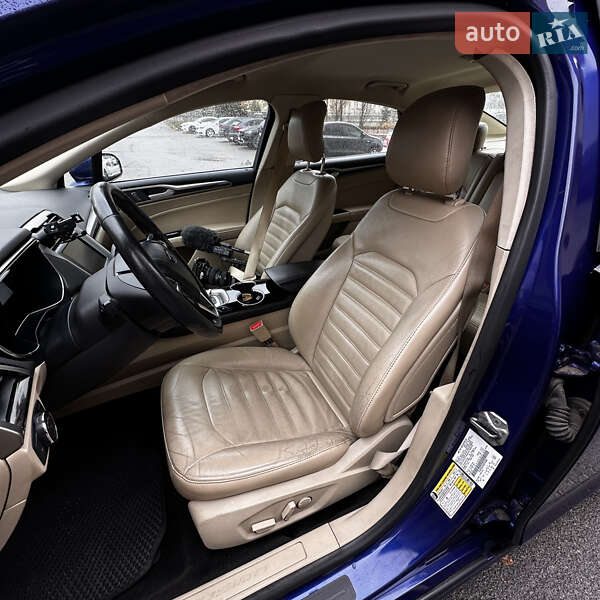 Седан Ford Fusion 2013 в Киеве фото 5 Седан Ford Fusion 2013 в Киеве