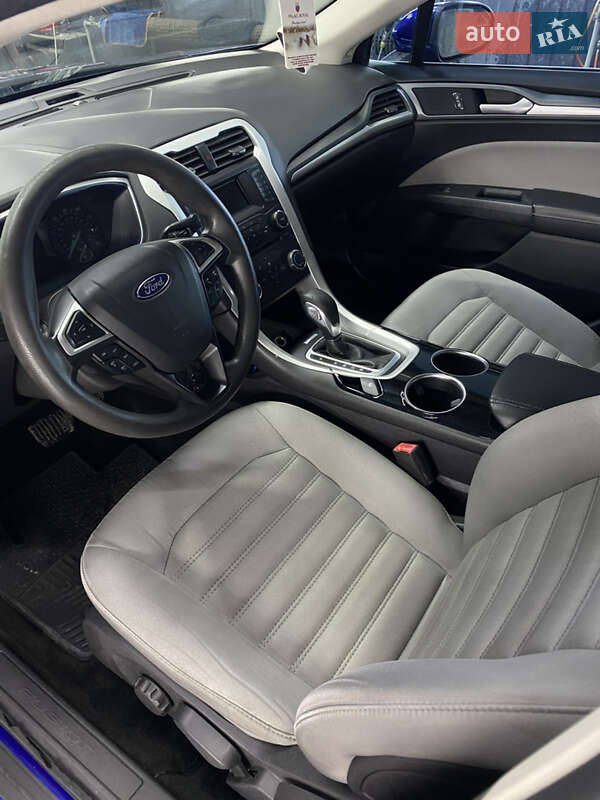 Седан Ford Fusion 2013 в Ірпені
