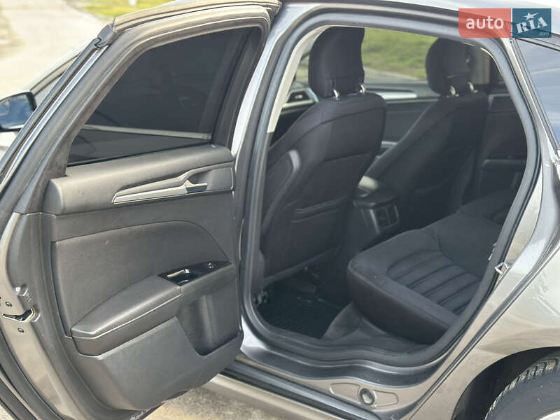 Седан Ford Fusion 2013 в Рівному фото 17 Седан Ford Fusion 2013 в Рівному