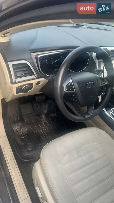 Седан Ford Fusion 2015 в Дніпрі