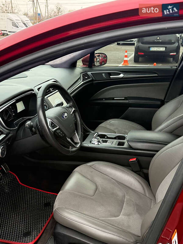 Седан Ford Fusion 2016 в Киеве