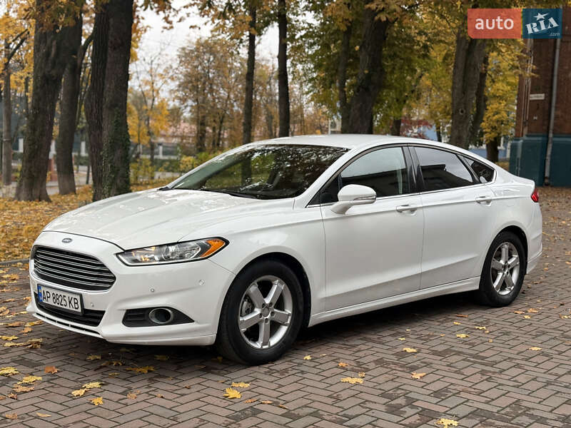 Седан Ford Fusion 2013 в Сумах