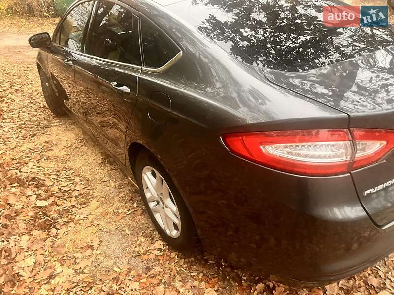 Седан Ford Fusion 2014 в Киеве