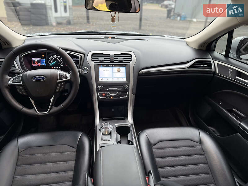 Седан Ford Fusion 2017 в Киеве фото 7 Седан Ford Fusion 2017 в Киеве