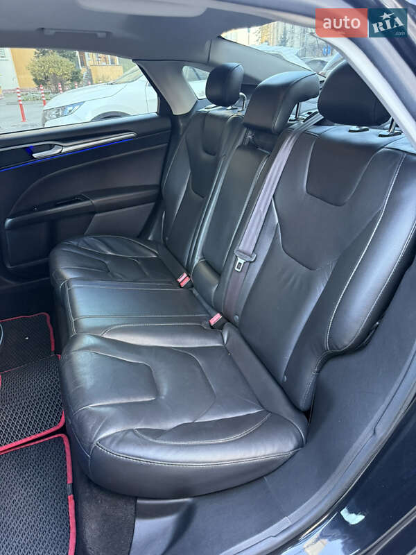 Седан Ford Fusion 2013 в Киеве фото 34 Седан Ford Fusion 2013 в Киеве