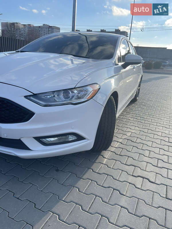 Седан Ford Fusion 2017 в Хмельницькому
