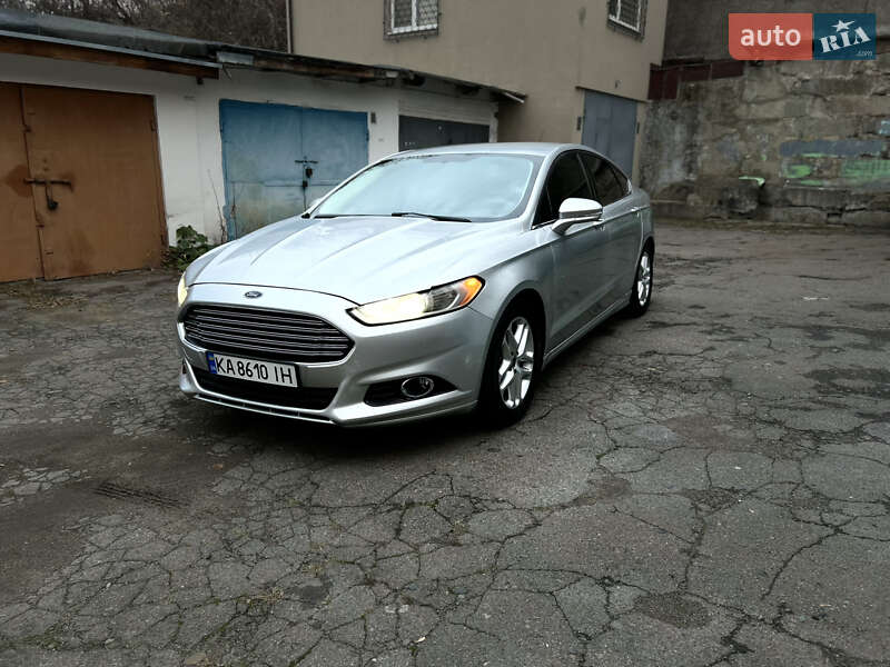 Седан Ford Fusion 2015 в Ровно фото 3 Седан Ford Fusion 2015 в Ровно