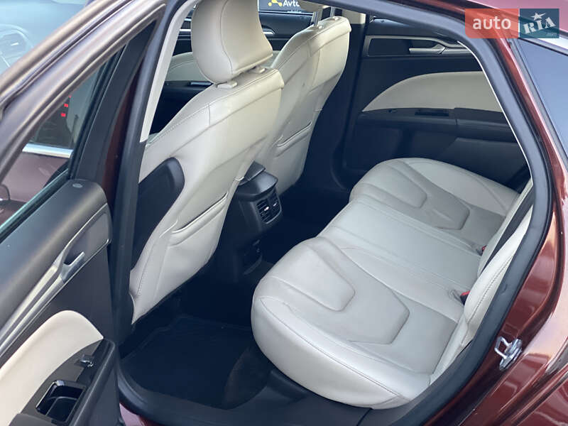 Седан Ford Fusion 2015 в Луцке фото 26 Седан Ford Fusion 2015 в Луцке