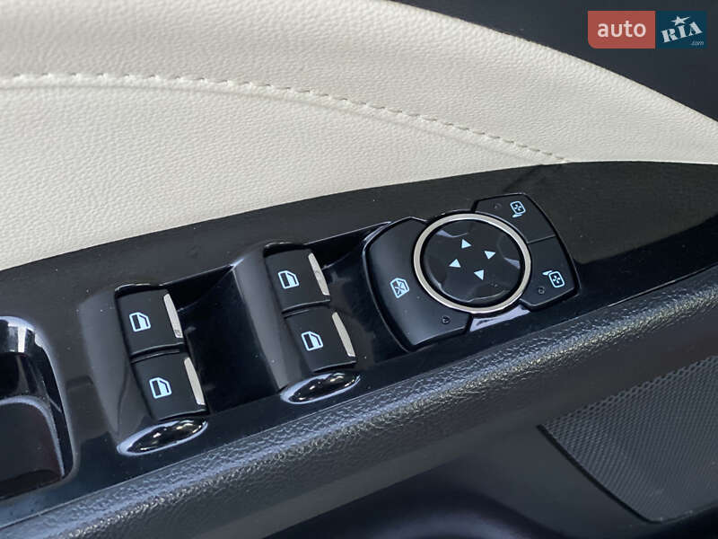 Седан Ford Fusion 2015 в Луцке фото 39 Седан Ford Fusion 2015 в Луцке