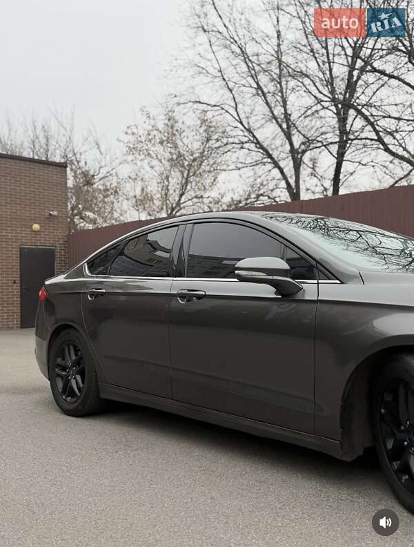 Седан Ford Fusion 2015 в Харькове