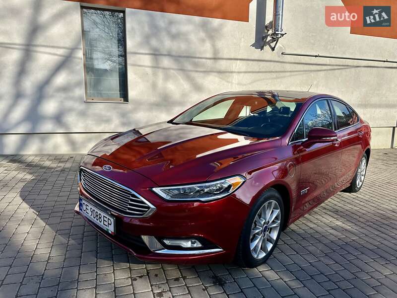 Седан Ford Fusion 2016 в Чернівцях
