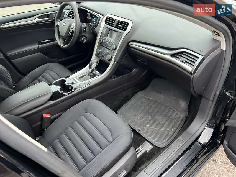 Седан Ford Fusion 2015 в Киеве