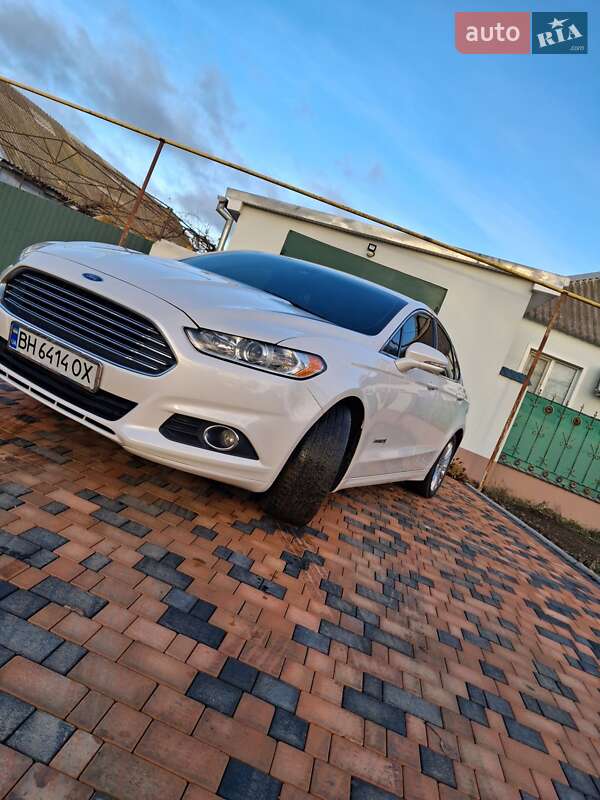 Седан Ford Fusion 2013 в Біляївці