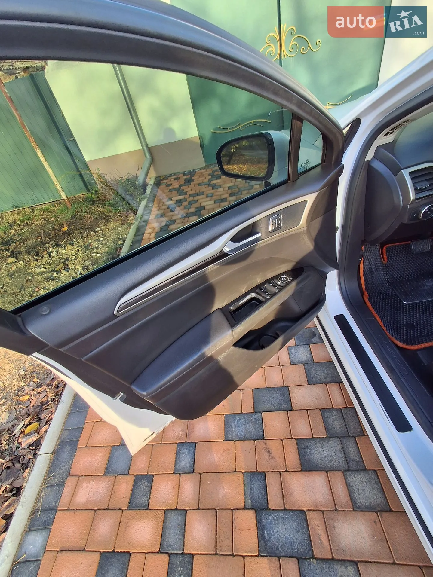 2013 Ford Fusion - мініатюра 16