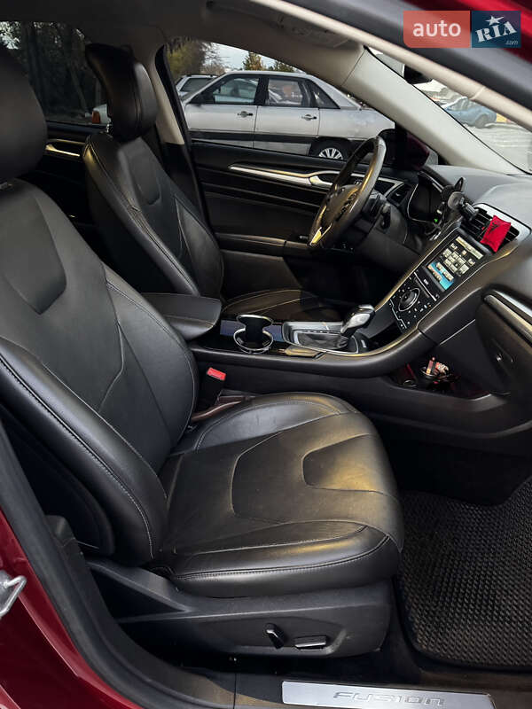 Седан Ford Fusion 2013 в Києві