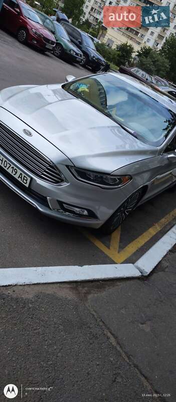 Седан Ford Fusion 2016 в Києві