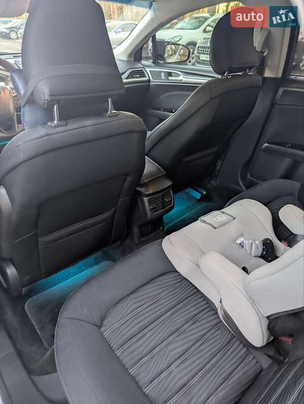 Седан Ford Fusion 2015 в Луцьку фото 12 Седан Ford Fusion 2015 в Луцьку