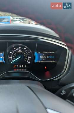 Седан Ford Fusion 2015 в Луцке
