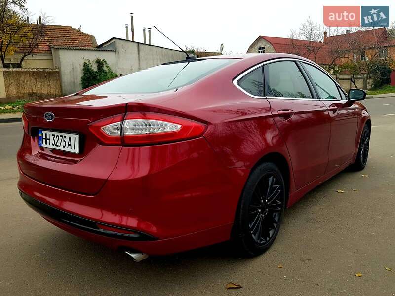Седан Ford Fusion 2016 в Миколаєві