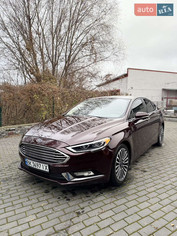 Седан Ford Fusion 2017 в Ровно